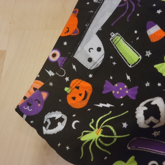 Halloween Leggings - Picture 4 of 5